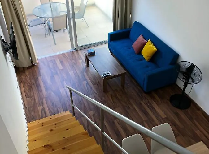 Cozy Loft Apartment 2